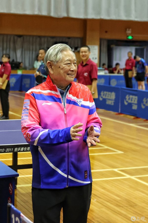 富隆咨询 国际乒联终身名誉主席徐寅生：希望大家多多拿起球拍